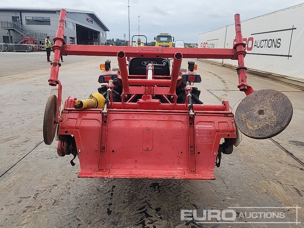 Yanmar F6 - Kistraktor: 4 kép. Yanmar F6 - Kistraktor: 4 kép.