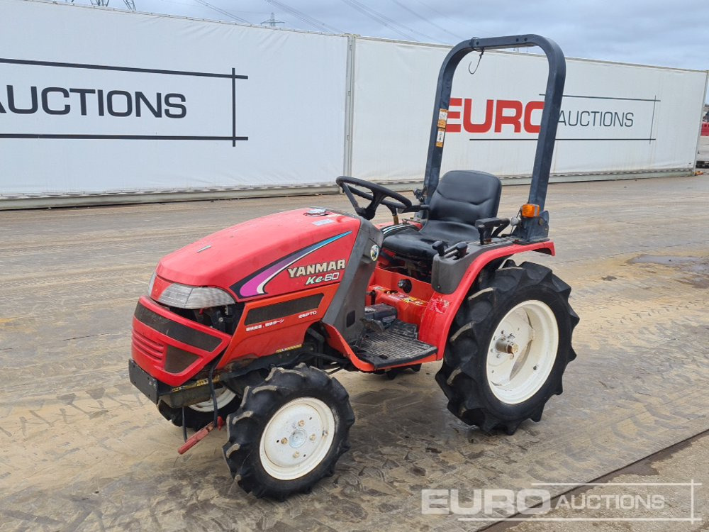 Yanmar KE-60 - Kistraktor: 1 kép. Yanmar KE-60 - Kistraktor: 1 kép.