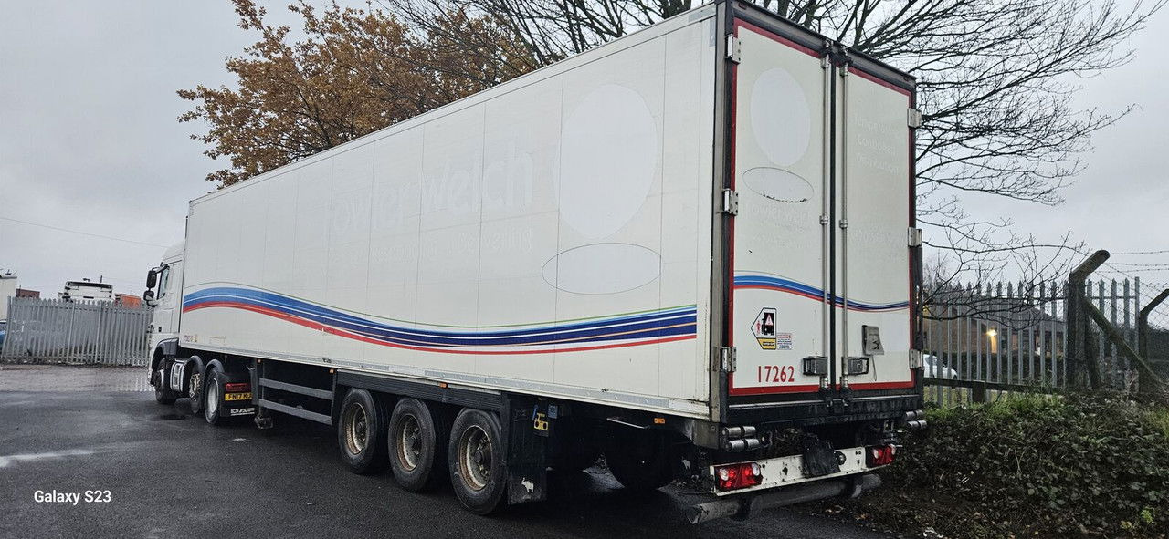 Schmitz Cargobull - Félpótkocsi hűtős: 2 kép. Schmitz Cargobull - Félpótkocsi hűtős: 2 kép.