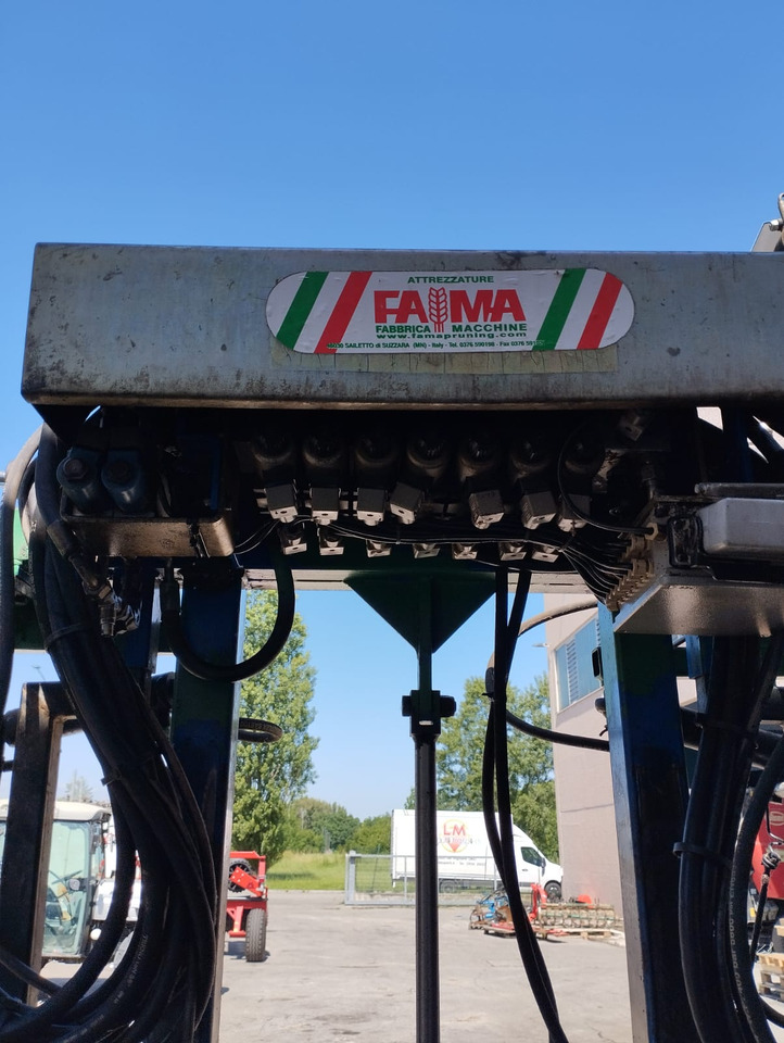 Cimatrice usata doppia VBC - Szárzúzó/ Mulcsozó: 3 kép. Cimatrice usata doppia VBC - Szárzúzó/ Mulcsozó: 3 kép.