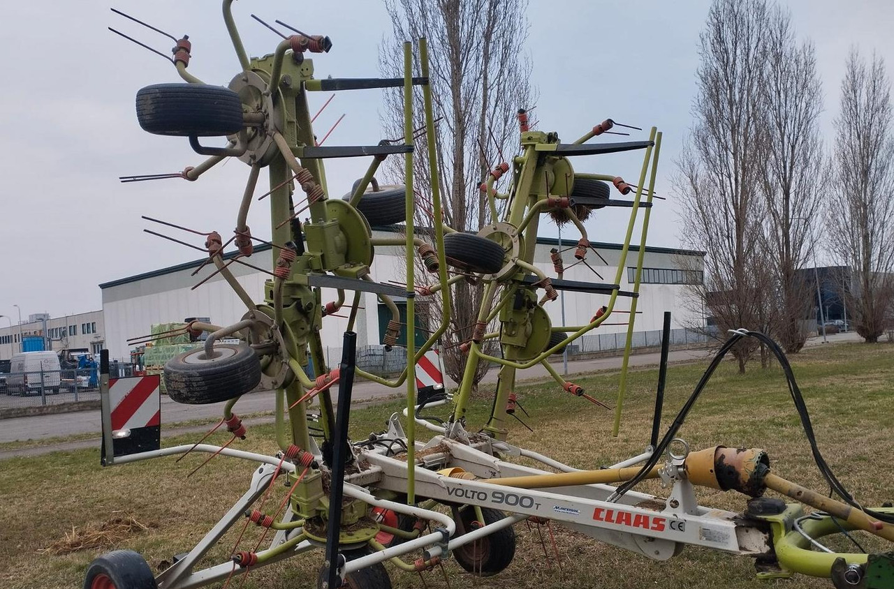 Claas voltafieno usato G54 - Szénaforgató: 4 kép. Claas voltafieno usato G54 - Szénaforgató: 4 kép.
