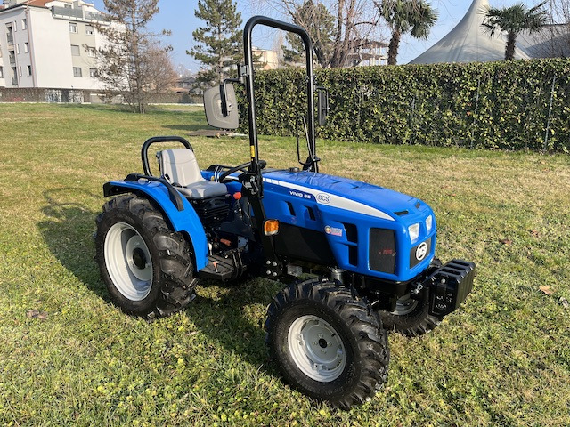 Trattore nuovo BCS VIVID DTC 35 RS - Kistraktor: 5 kép. Trattore nuovo BCS VIVID DTC 35 RS - Kistraktor: 5 kép.