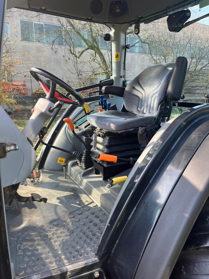 Trattore usato Same Dorado 70 Classic - Traktor: 5 kép. Trattore usato Same Dorado 70 Classic - Traktor: 5 kép.