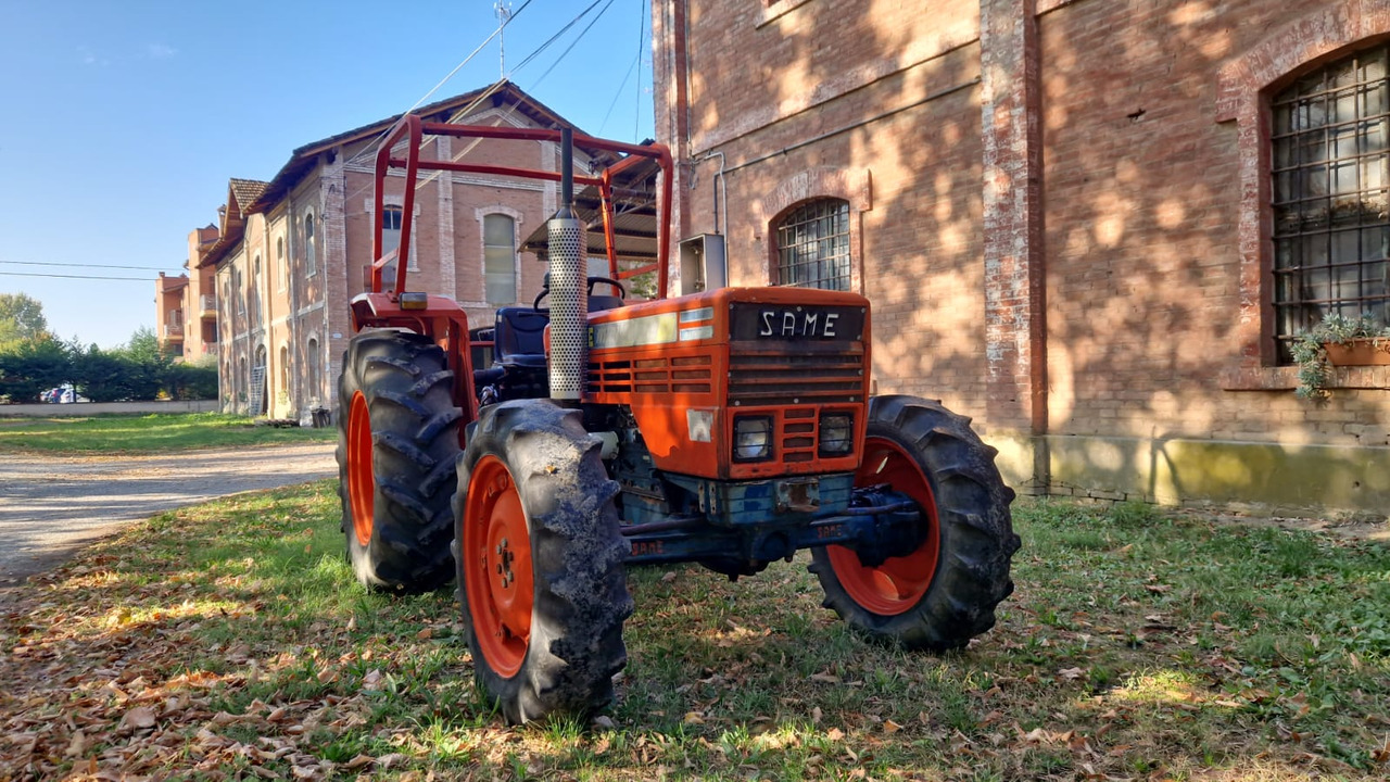 Trattore usato Same MINITAURUS 60 Synchro - Traktor: 3 kép. Trattore usato Same MINITAURUS 60 Synchro - Traktor: 3 kép.