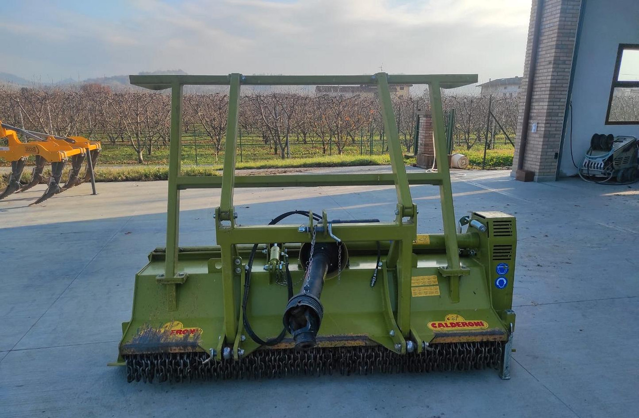 Erdészeti mulcsozó Trincia forestale usata Calderoni AFL200: 1 kép.