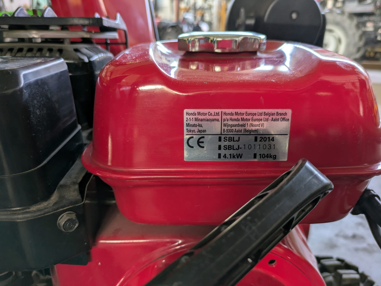 Turbina spazzaneve usata Honda HSS 760 - Kerti gépek: 3 kép. Turbina spazzaneve usata Honda HSS 760 - Kerti gépek: 3 kép.