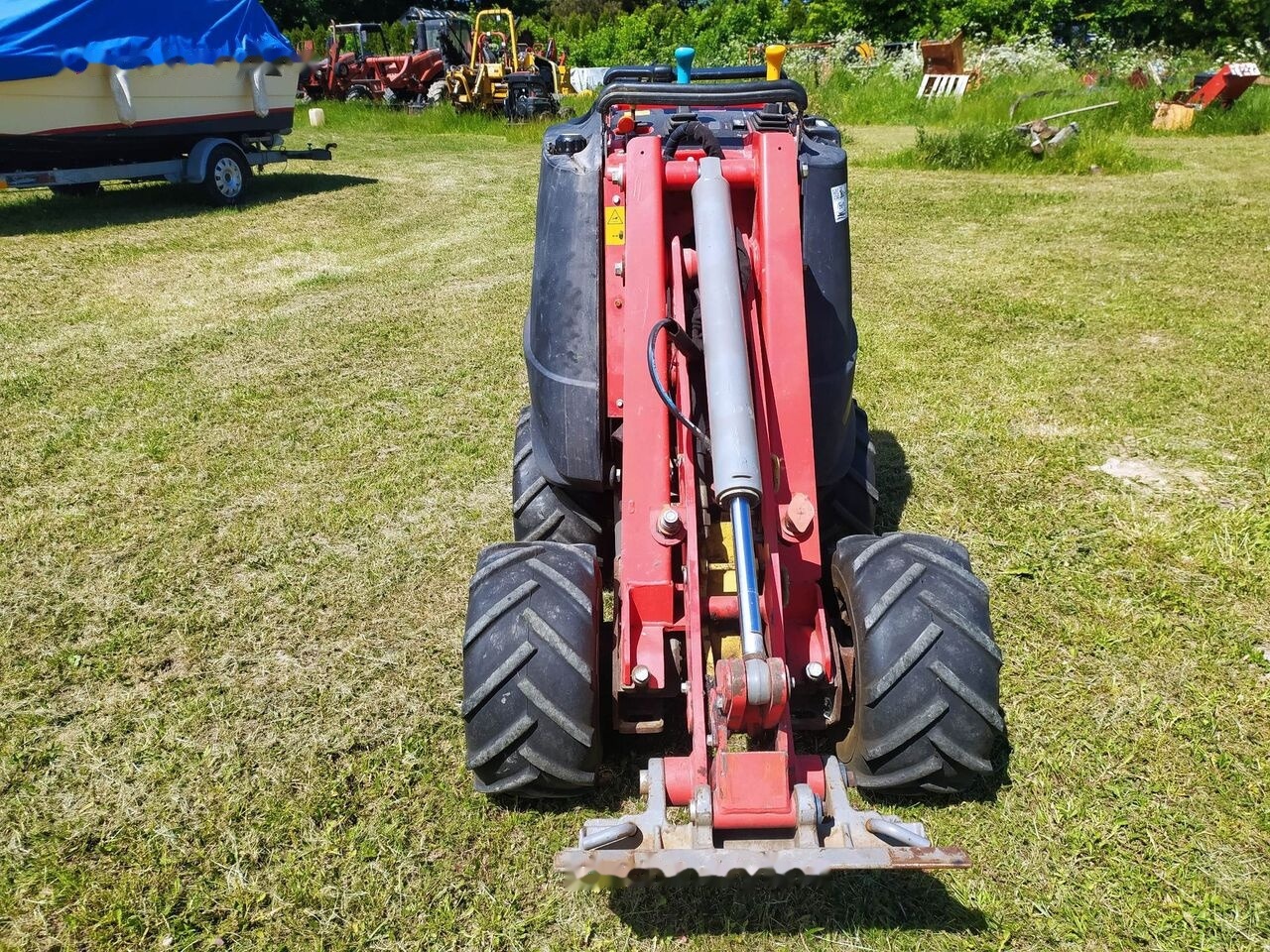 Árokásó Ditch-Witch Zahn R300: 14 kép.