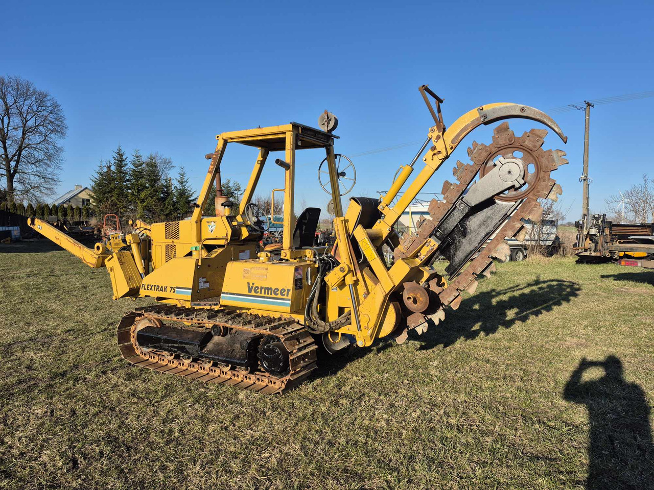 VERMEER Flextrak 75 Pługoukładacz - Árokásó: 4 kép. VERMEER Flextrak 75 Pługoukładacz - Árokásó: 4 kép.