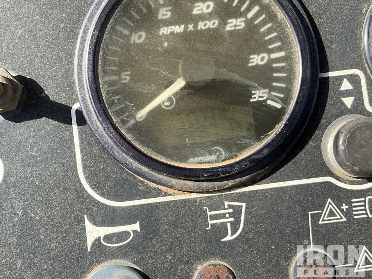 Árokásó Vermeer RTX1250: 10 kép.