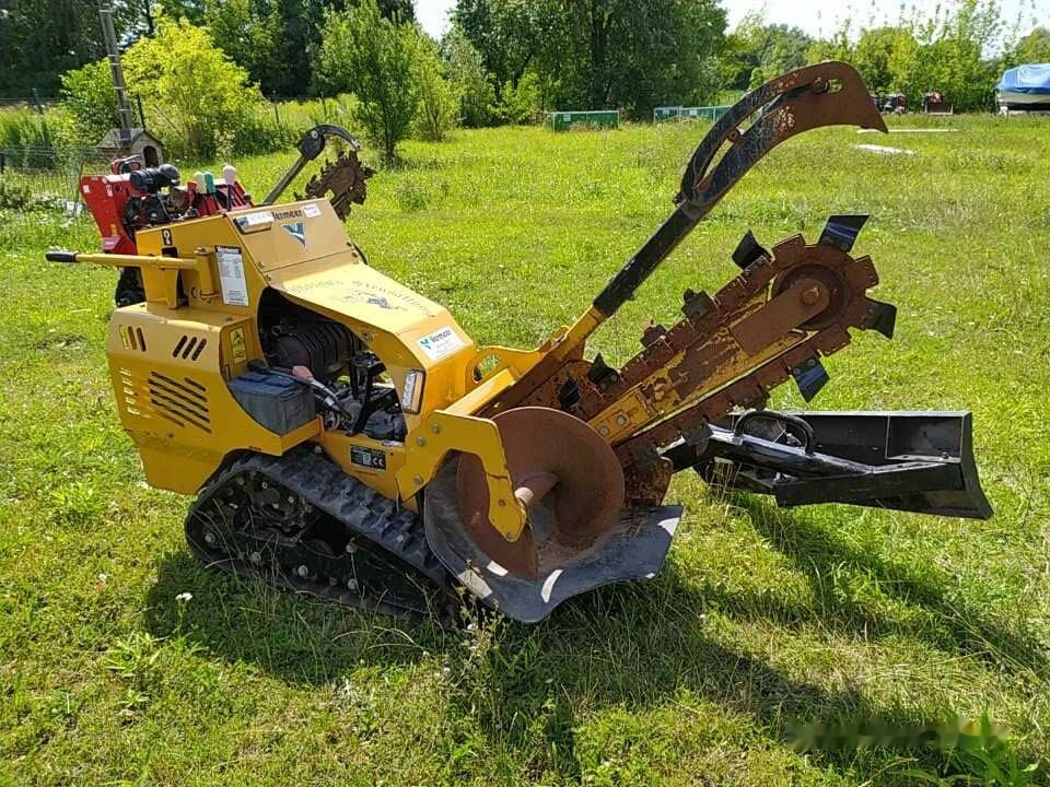 Vermeer RTX250 - Árokásó: 4 kép. Vermeer RTX250 - Árokásó: 4 kép.