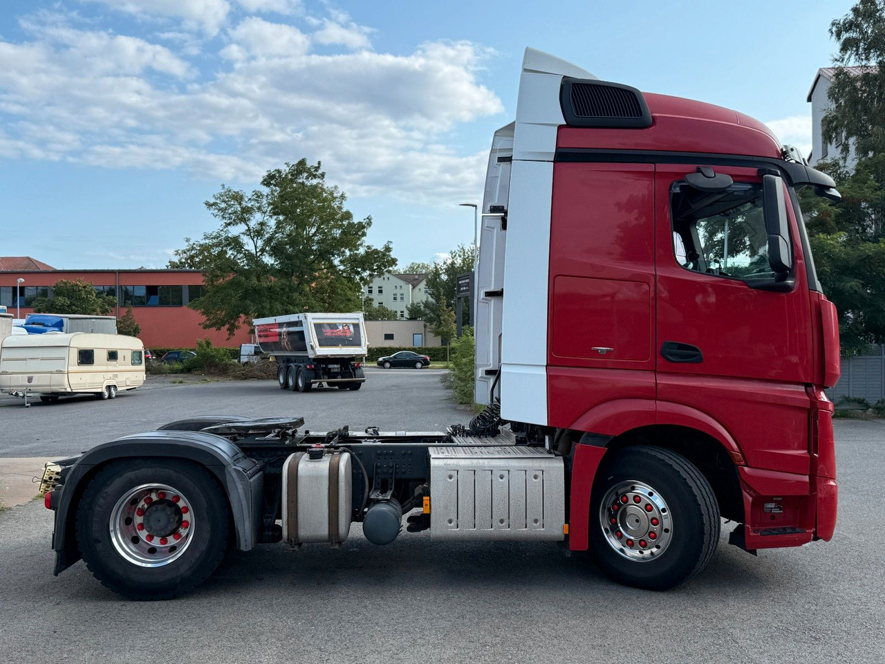 Mercedes-Benz Actros 1846 Streamspace/Retarder/Hydraulik - Nyergesvontató: 3 kép. Mercedes-Benz Actros 1846 Streamspace/Retarder/Hydraulik - Nyergesvontató: 3 kép.