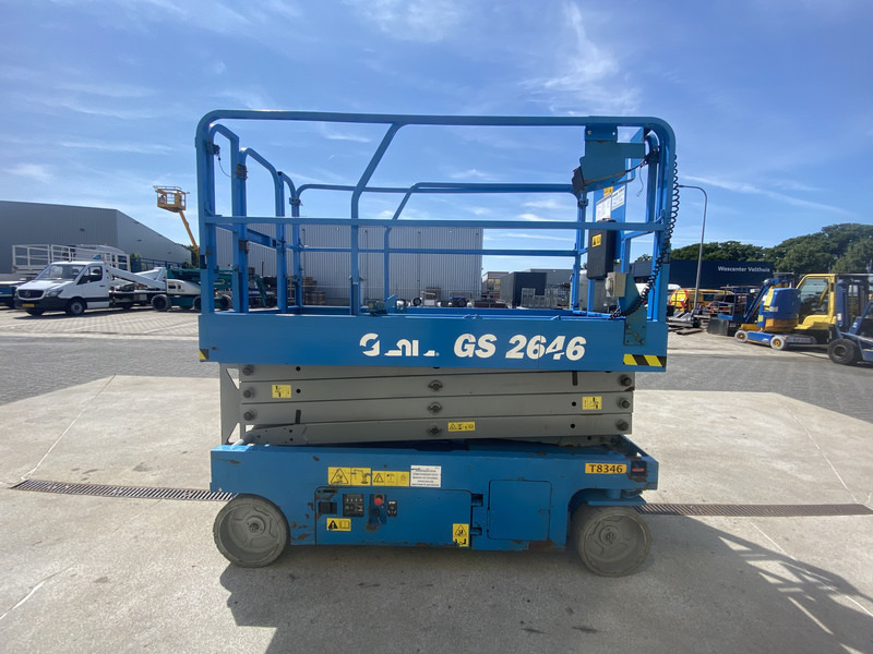 Genie GS2646, Schaar hoogwerker, 10 meter - Emelő: 5 kép. Genie GS2646, Schaar hoogwerker, 10 meter - Emelő: 5 kép.