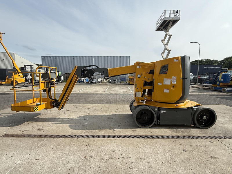 Haulotte HA12CJ+, Hoogwerker - Személyemelő: 4 kép. Haulotte HA12CJ+, Hoogwerker - Személyemelő: 4 kép.
