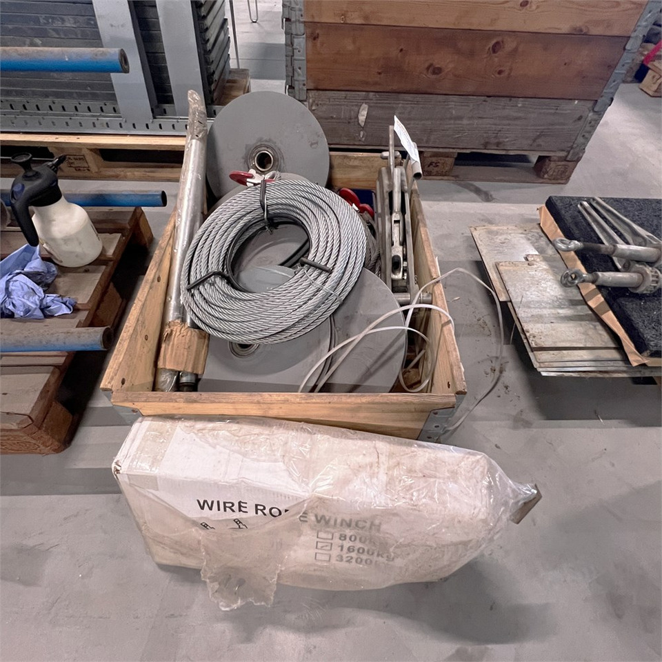 1.Ønsker Du nyt fabrikat oprettet, skriv i note ! Wire rope pulling winch 7 Wiretalje - Csörlő: 2 kép. 1.Ønsker Du nyt fabrikat oprettet, skriv i note ! Wire rope pulling winch 7 Wiretalje - Csörlő: 2 kép.