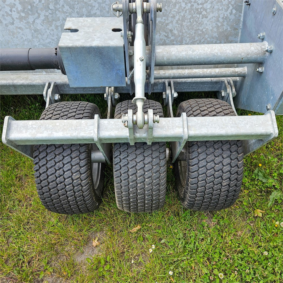 Talajmaró ABC 4000R: 21 kép. Talajmaró ABC 4000R: 21 kép.