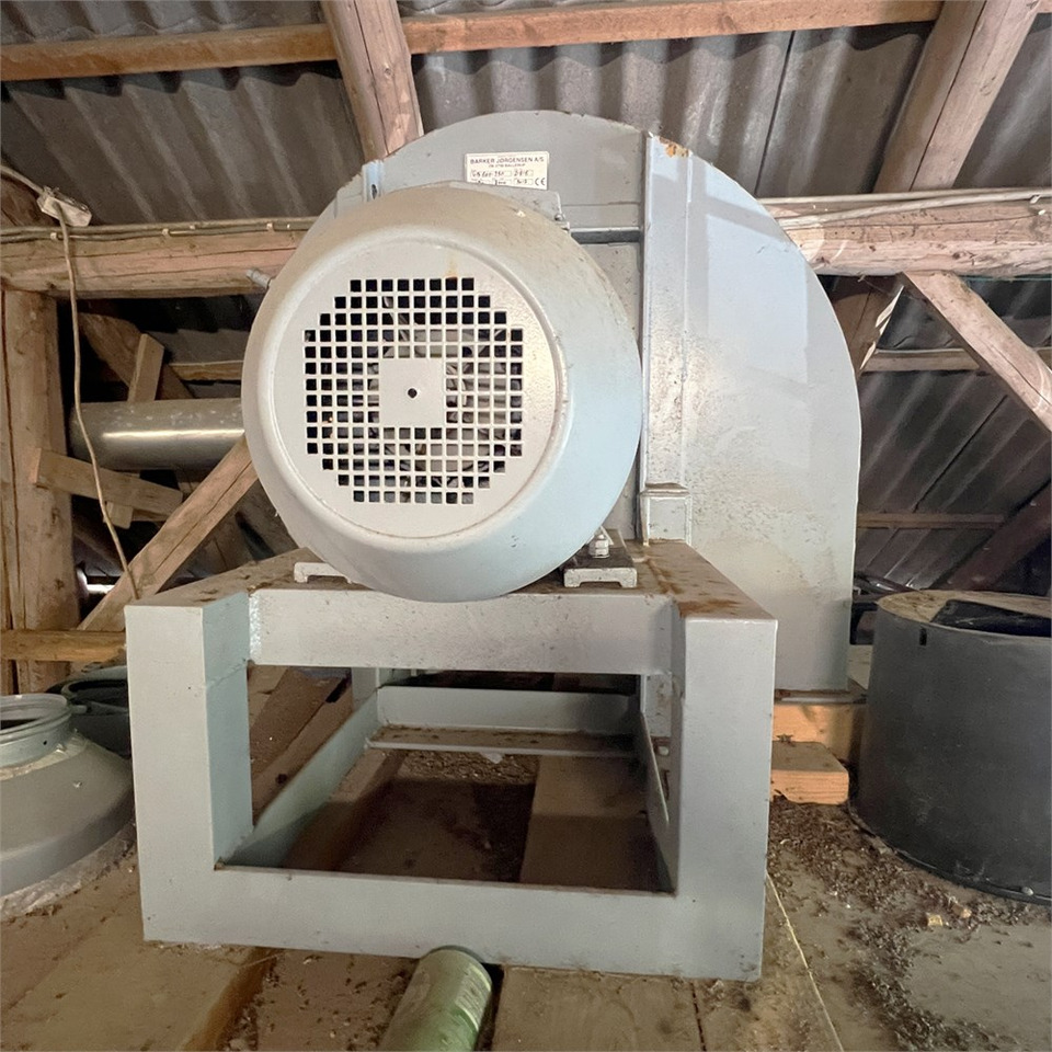 ABC Bevi sugeanlæg / Suction plant - Betakarítás utáni berendezés: 3 kép. ABC Bevi sugeanlæg / Suction plant - Betakarítás utáni berendezés: 3 kép.