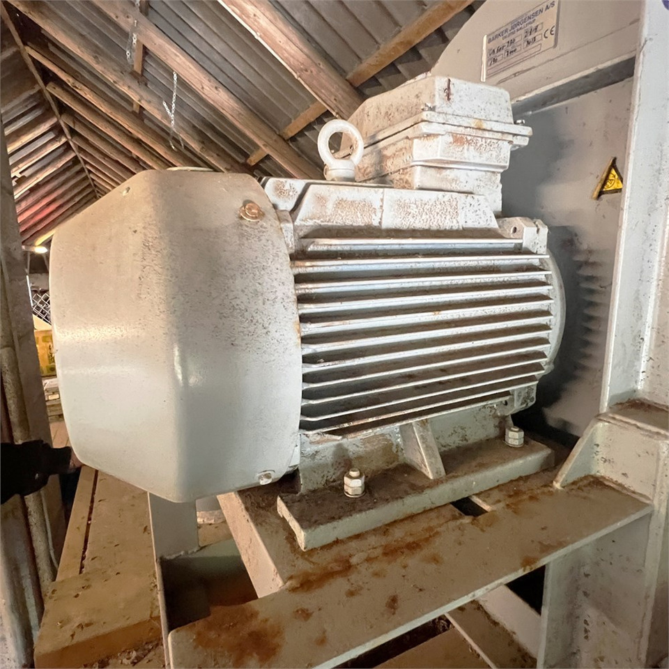 ABC Bevi sugeanlæg / Suction plant - Betakarítás utáni berendezés: 4 kép. ABC Bevi sugeanlæg / Suction plant - Betakarítás utáni berendezés: 4 kép.