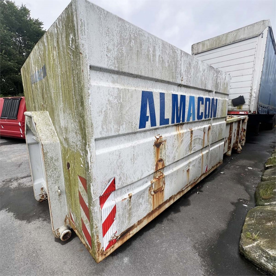 ABC Container - Multiliftes konténer: 2 kép. ABC Container - Multiliftes konténer: 2 kép.
