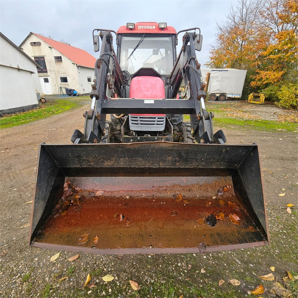 ABC Impodan DF404 - Traktor: 3 kép. ABC Impodan DF404 - Traktor: 3 kép.