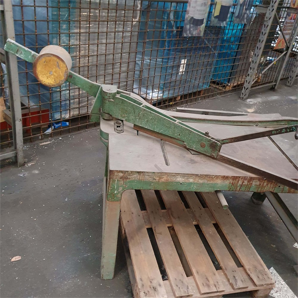 ABC JER - Szerszámgép: 2 kép. ABC JER - Szerszámgép: 2 kép.