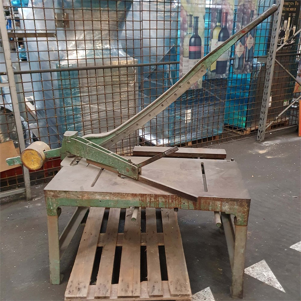 ABC JER - Szerszámgép: 3 kép. ABC JER - Szerszámgép: 3 kép.