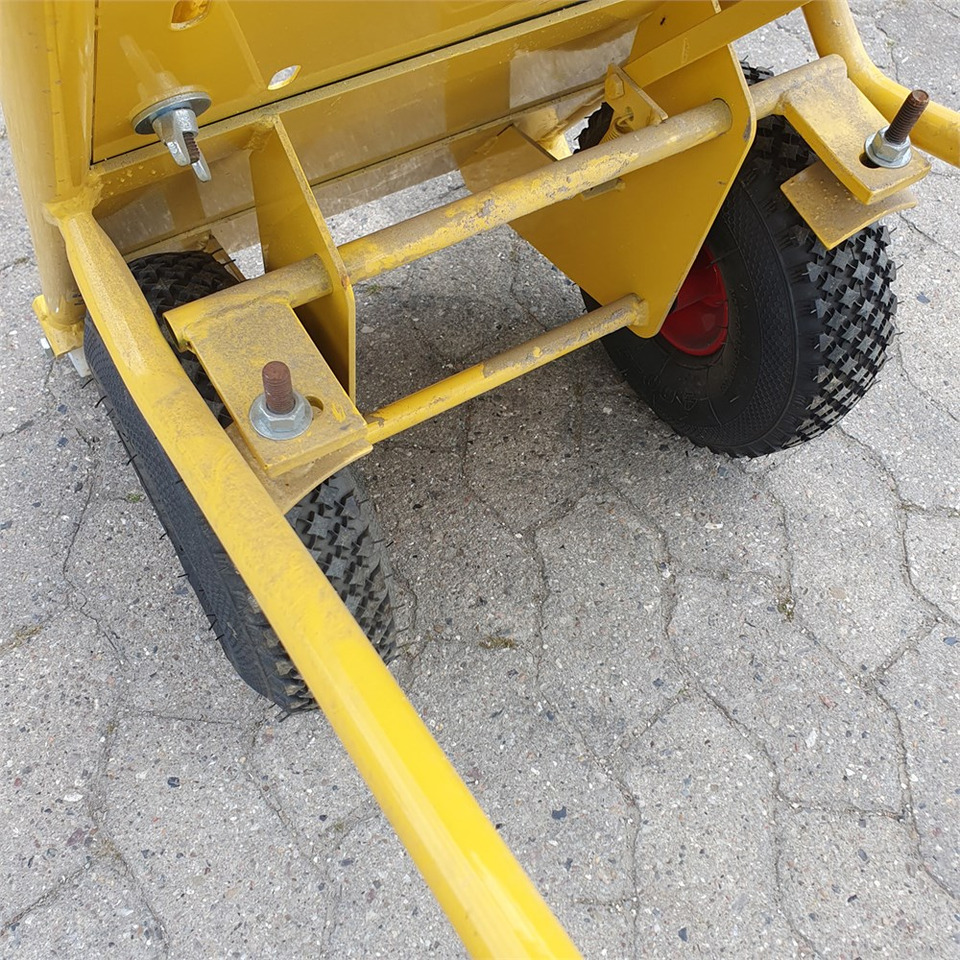 ABC Lifter - Kézi raklapemelő: 4 kép. ABC Lifter - Kézi raklapemelő: 4 kép.