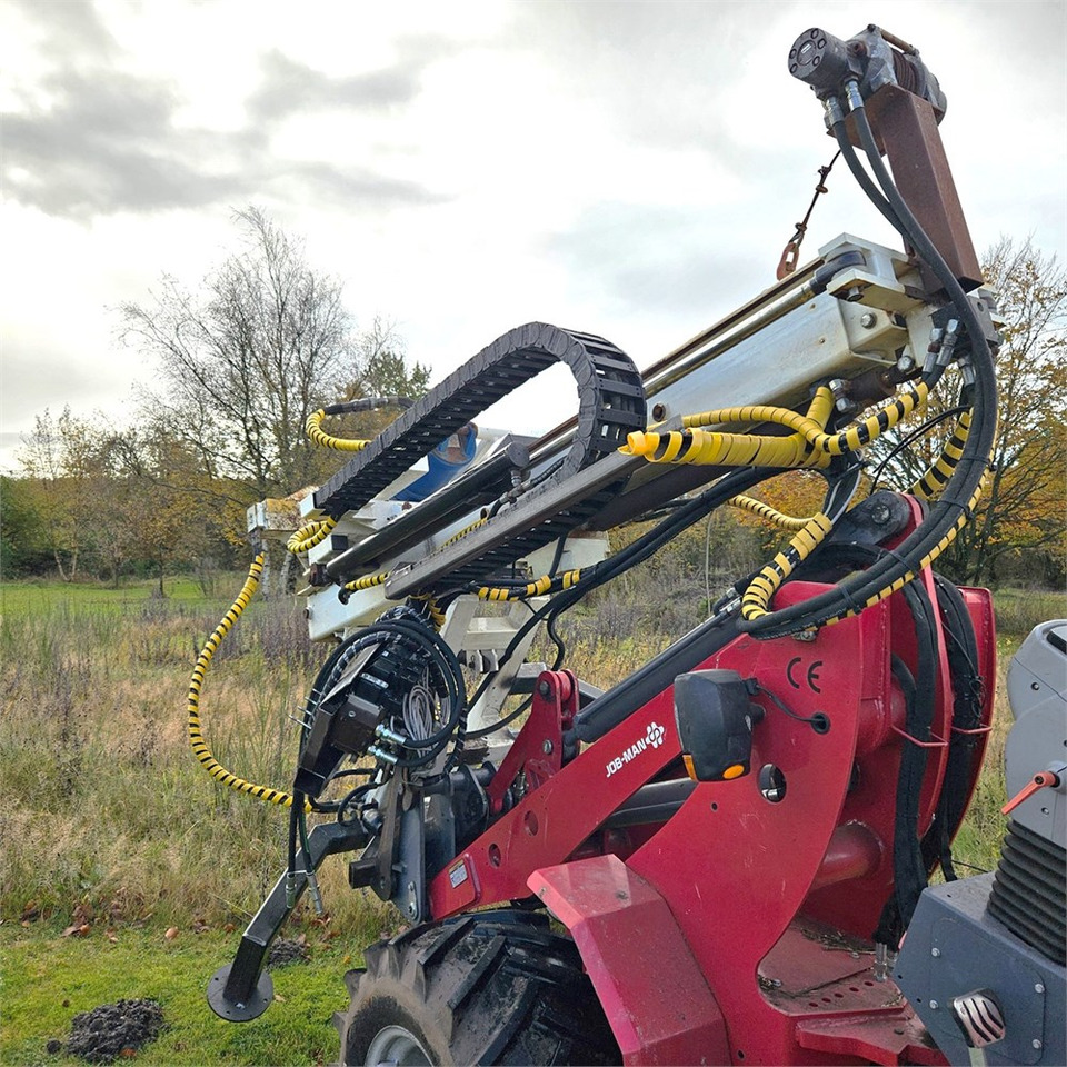 ABC Mini drill rig - Fúrógép: 3 kép. ABC Mini drill rig - Fúrógép: 3 kép.