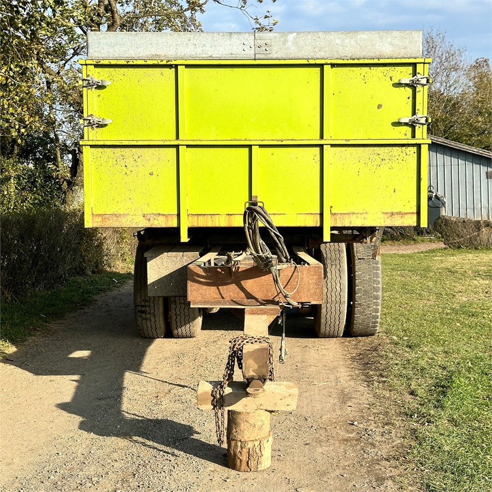 ABC Tip vogn - Mezőgazdasági billenőpótkocsi: 3 kép. ABC Tip vogn - Mezőgazdasági billenőpótkocsi: 3 kép.