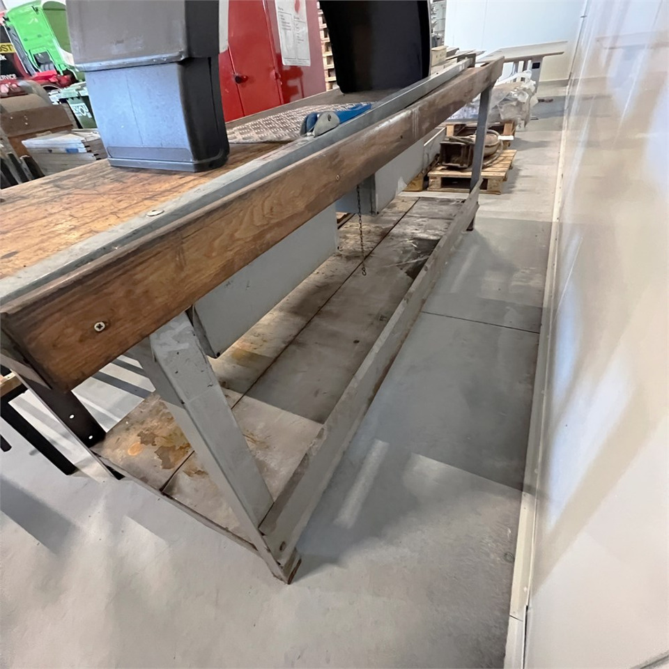 ABC Tools and workshop equipment / Værktøj og værkstedsudstyr. - Garázs felszerelés: 4 kép. ABC Tools and workshop equipment / Værktøj og værkstedsudstyr. - Garázs felszerelés: 4 kép.