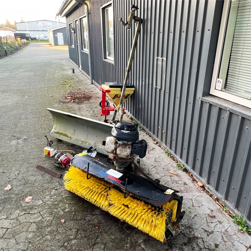 APV WD 40 M2 - ATV/ Quad: 4 kép. APV WD 40 M2 - ATV/ Quad: 4 kép.