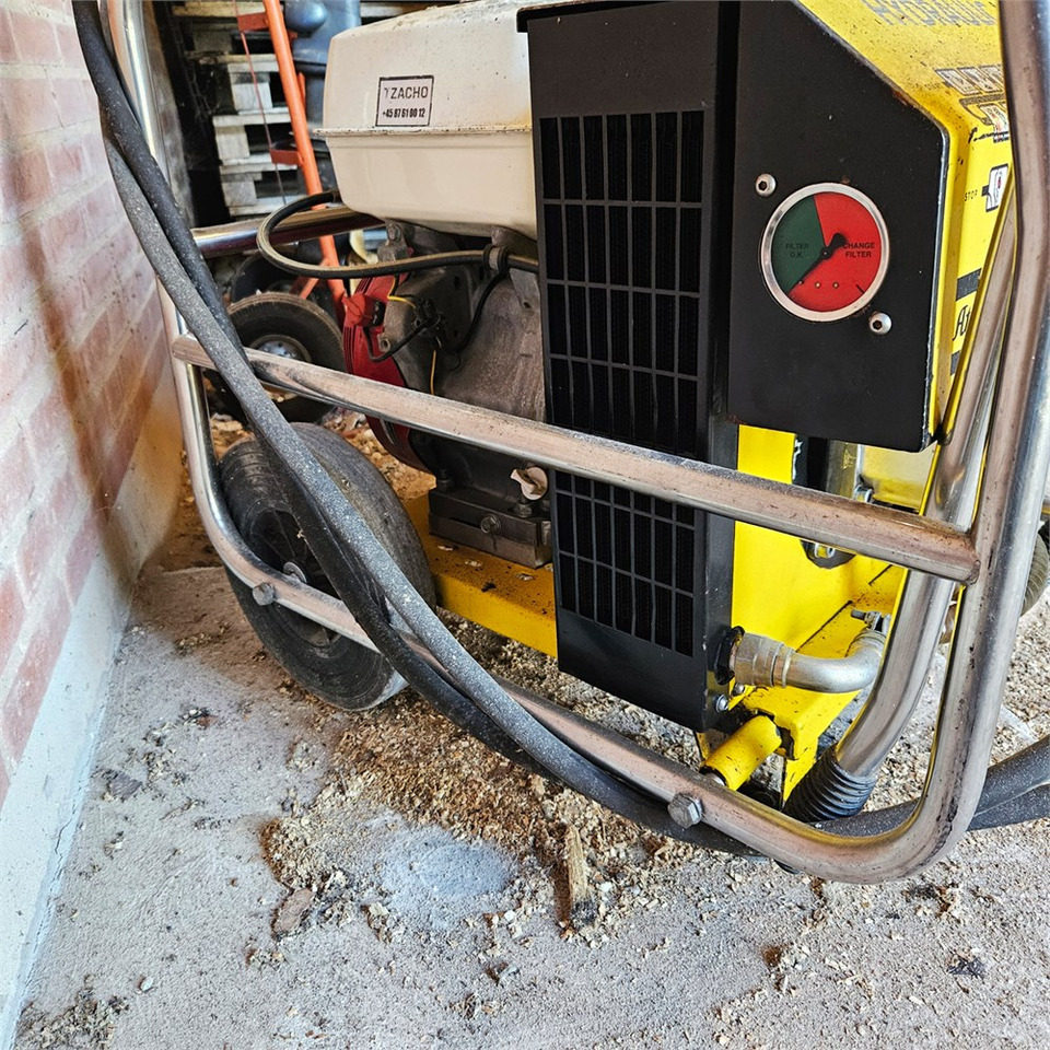 Építőipari berendezések Atlas Copco LP 13-30 P: 9 kép.