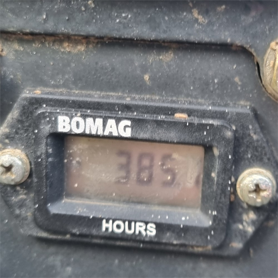 Bomag SPR 50/55 D - Lapvibrátor: 4 kép. Bomag SPR 50/55 D - Lapvibrátor: 4 kép.