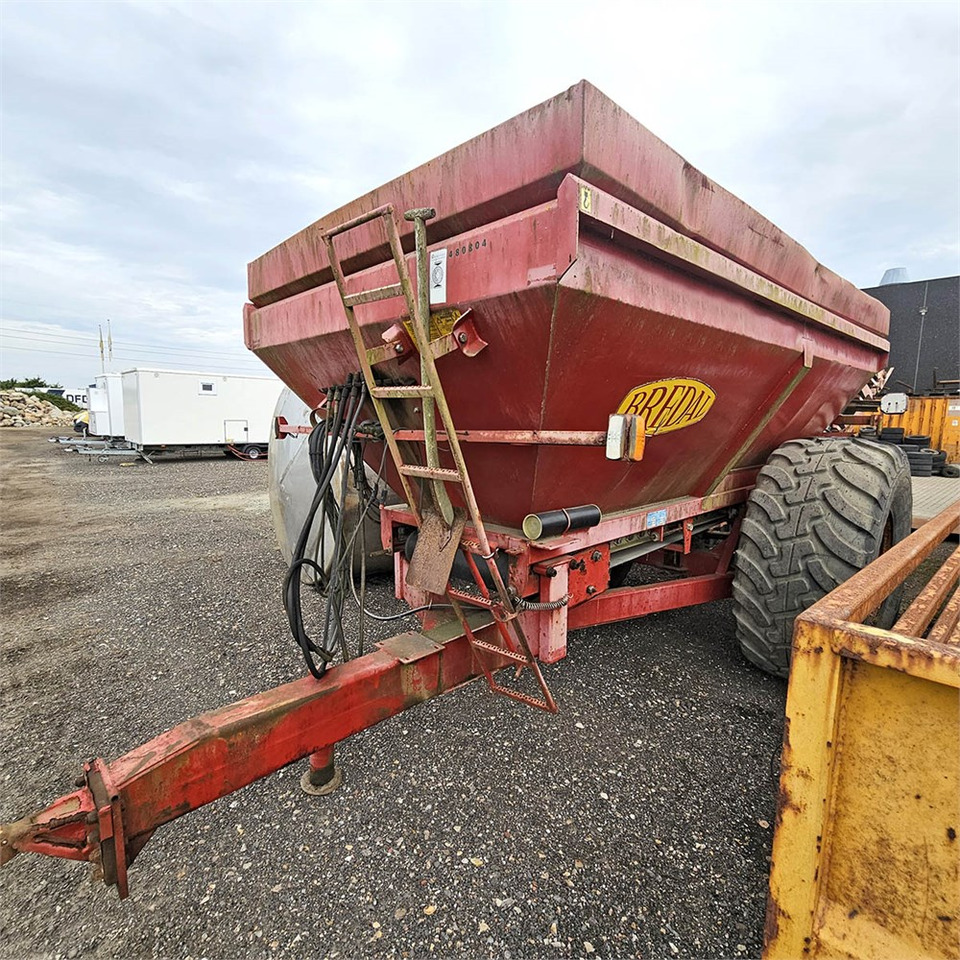 Bredal K85 - Homok-/ Sószóró, Többcélú/ Speciális jármű: 4 kép. Bredal K85 - Homok-/ Sószóró, Többcélú/ Speciális jármű: 4 kép.