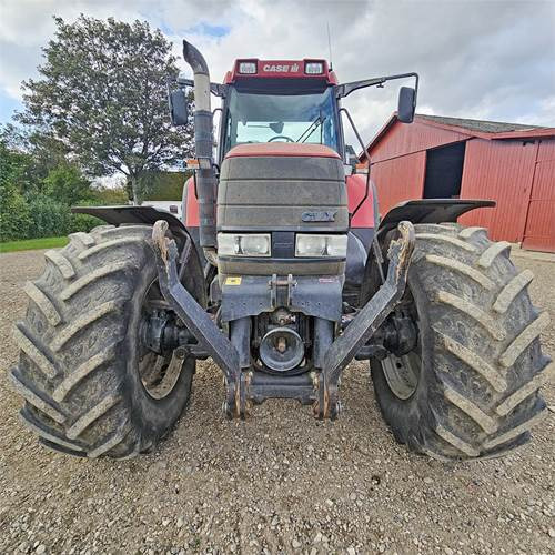 CASE IH CVX 150 - Traktor: 3 kép. CASE IH CVX 150 - Traktor: 3 kép.