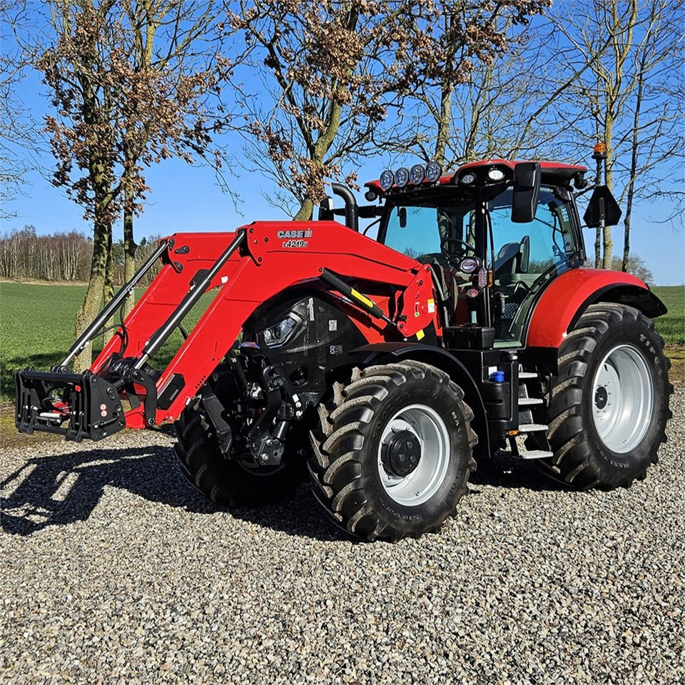 CASE IH Puma 140 - Traktor: 1 kép. CASE IH Puma 140 - Traktor: 1 kép.
