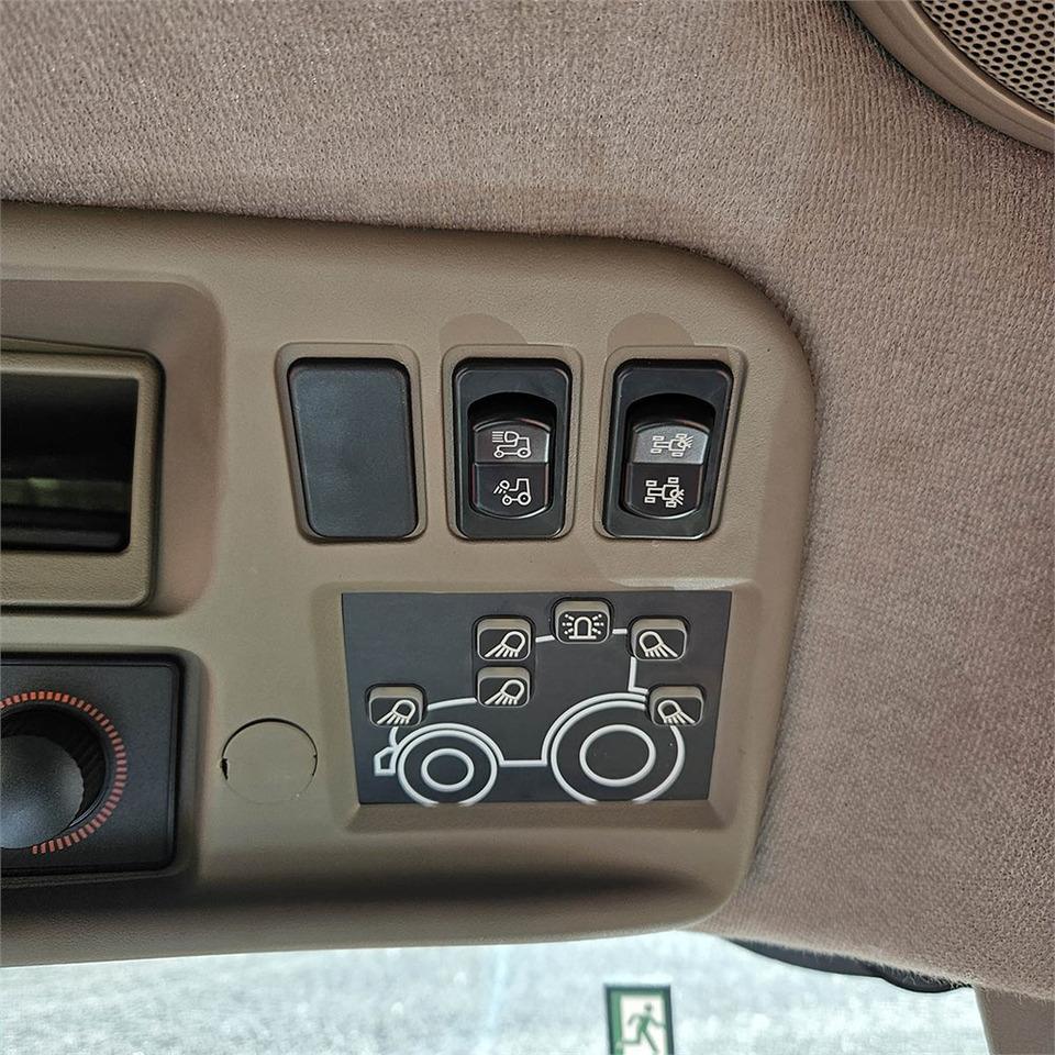 Traktor CASE IH Puma 140: 21 kép.