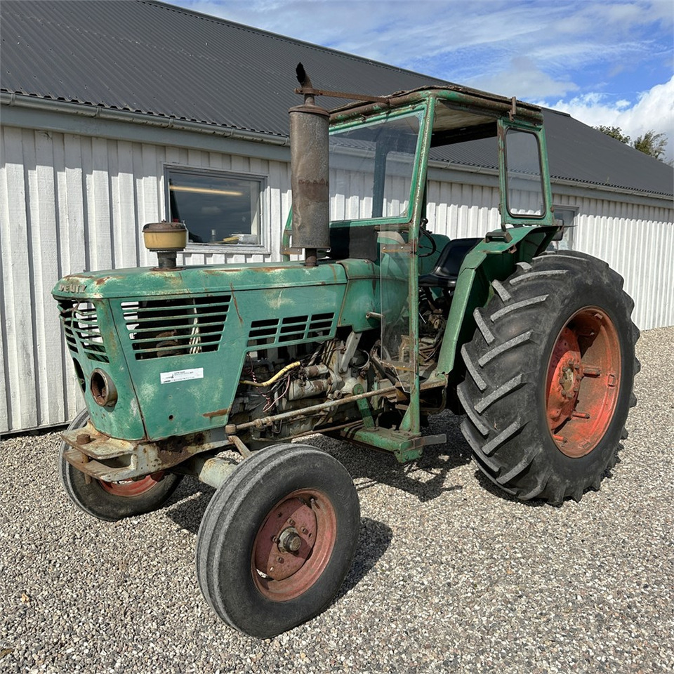 Deutz D 60 06 - Traktor: 2 kép. Deutz D 60 06 - Traktor: 2 kép.