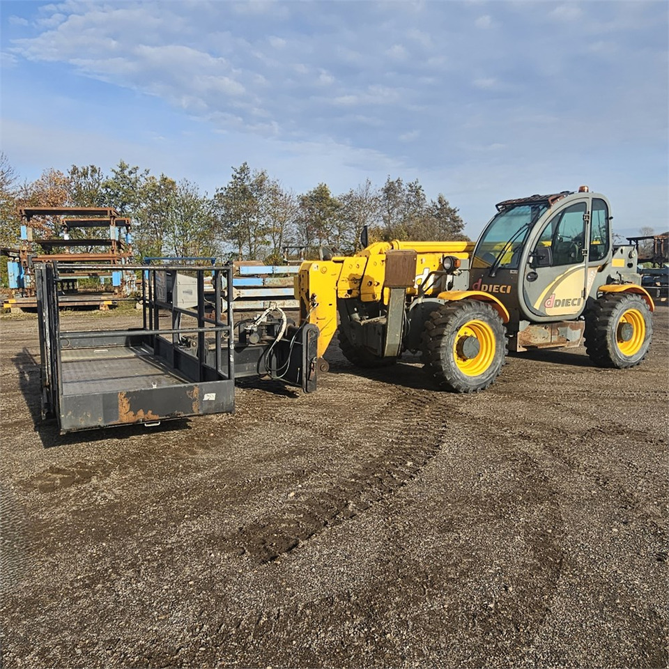 Dieci 40.17 Carus 178 - Teleszkópos rakodó: 1 kép. Dieci 40.17 Carus 178 - Teleszkópos rakodó: 1 kép.