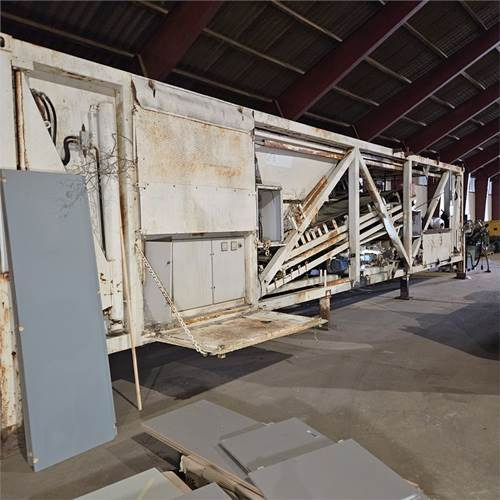 ENH ENH1998 - Aszfaltozó gép: 2 kép. ENH ENH1998 - Aszfaltozó gép: 2 kép.