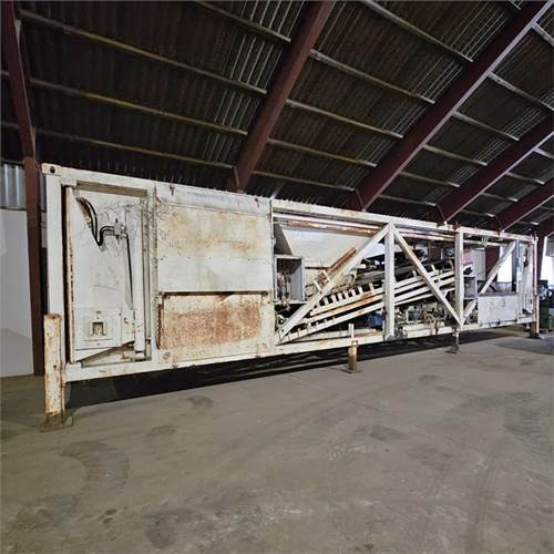 ENH ENH1998 - Aszfaltozó gép: 1 kép. ENH ENH1998 - Aszfaltozó gép: 1 kép.