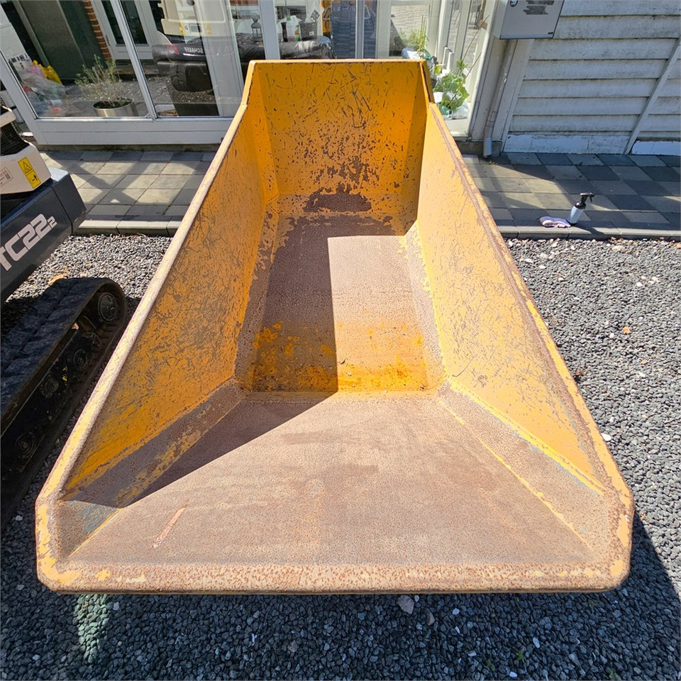 Eurodumper 700 - Minidömper: 5 kép. Eurodumper 700 - Minidömper: 5 kép.