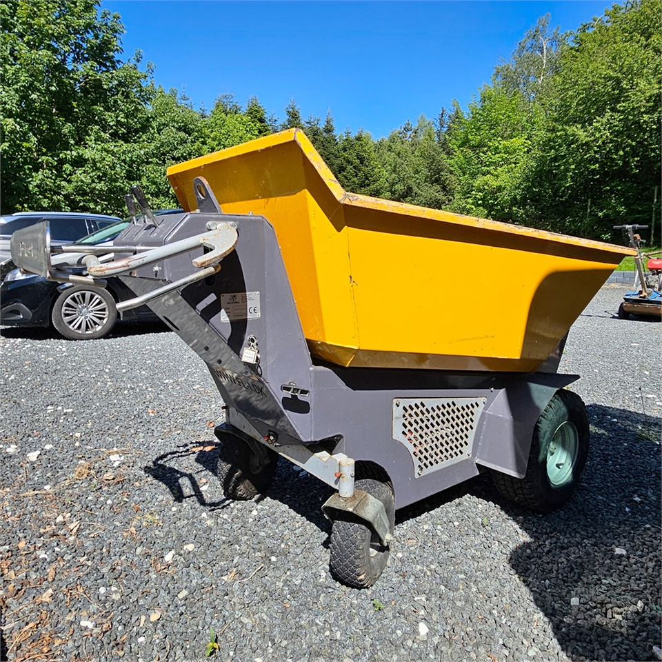 Eurodumper 700 - Minidömper: 1 kép. Eurodumper 700 - Minidömper: 1 kép.