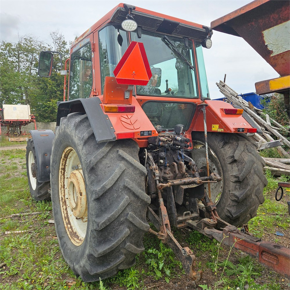 Fiat F115DT/FR - Traktor: 4 kép. Fiat F115DT/FR - Traktor: 4 kép.