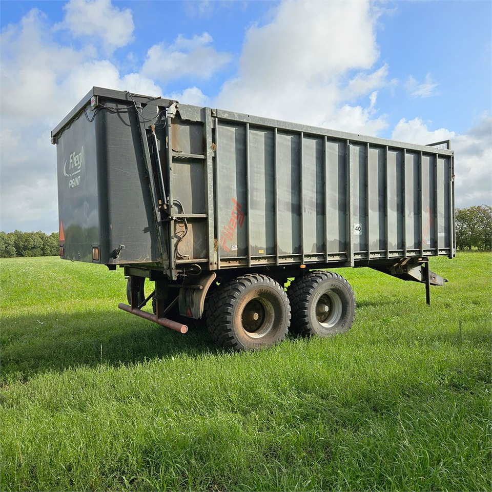 Fliegl ASW 268 - Mezőgazdasági pótkocsi: 4 kép. Fliegl ASW 268 - Mezőgazdasági pótkocsi: 4 kép.