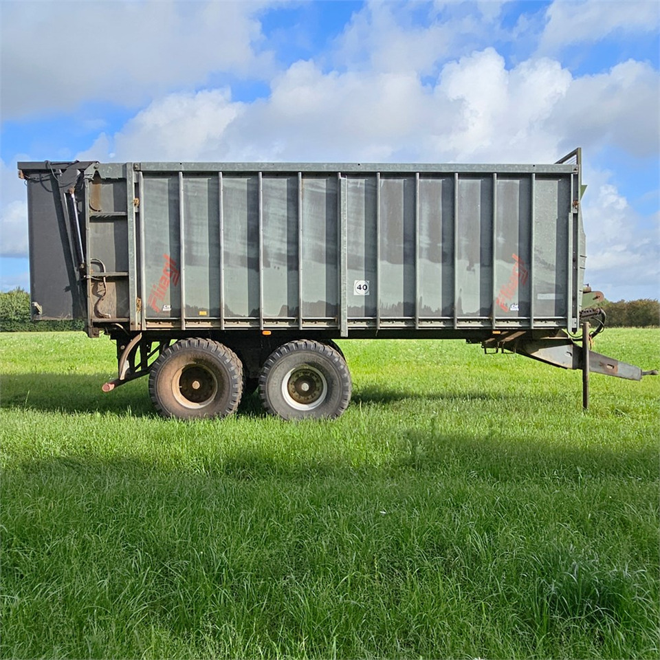 Fliegl ASW 268 - Mezőgazdasági pótkocsi: 3 kép. Fliegl ASW 268 - Mezőgazdasági pótkocsi: 3 kép.