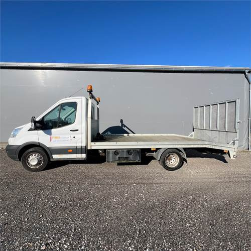 Ford Transit 2.0 Tdci - Platós teherautó: 1 kép. Ford Transit 2.0 Tdci - Platós teherautó: 1 kép.