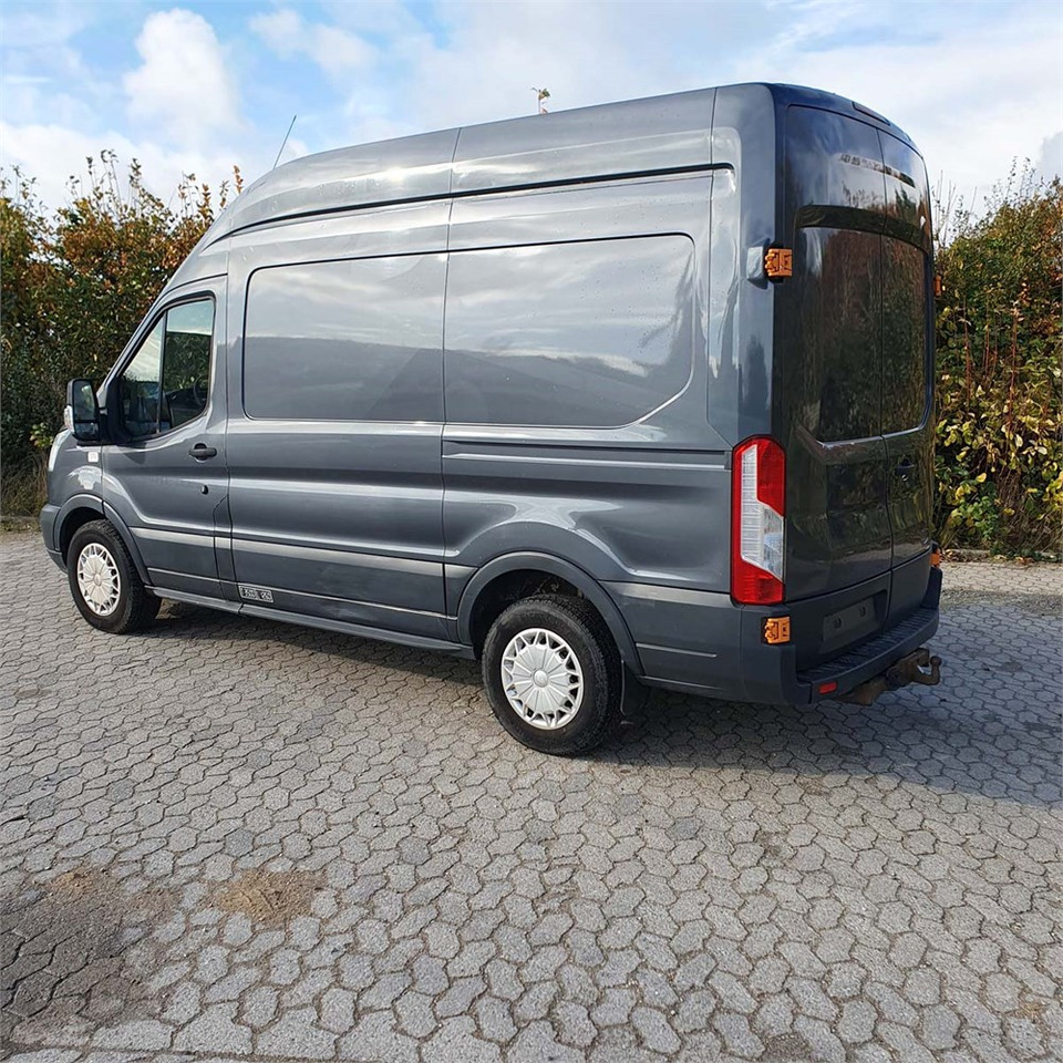 Ford Transit 350 L2h2 - 2.2.TDCI - Furgon: 3 kép. Ford Transit 350 L2h2 - 2.2.TDCI - Furgon: 3 kép.