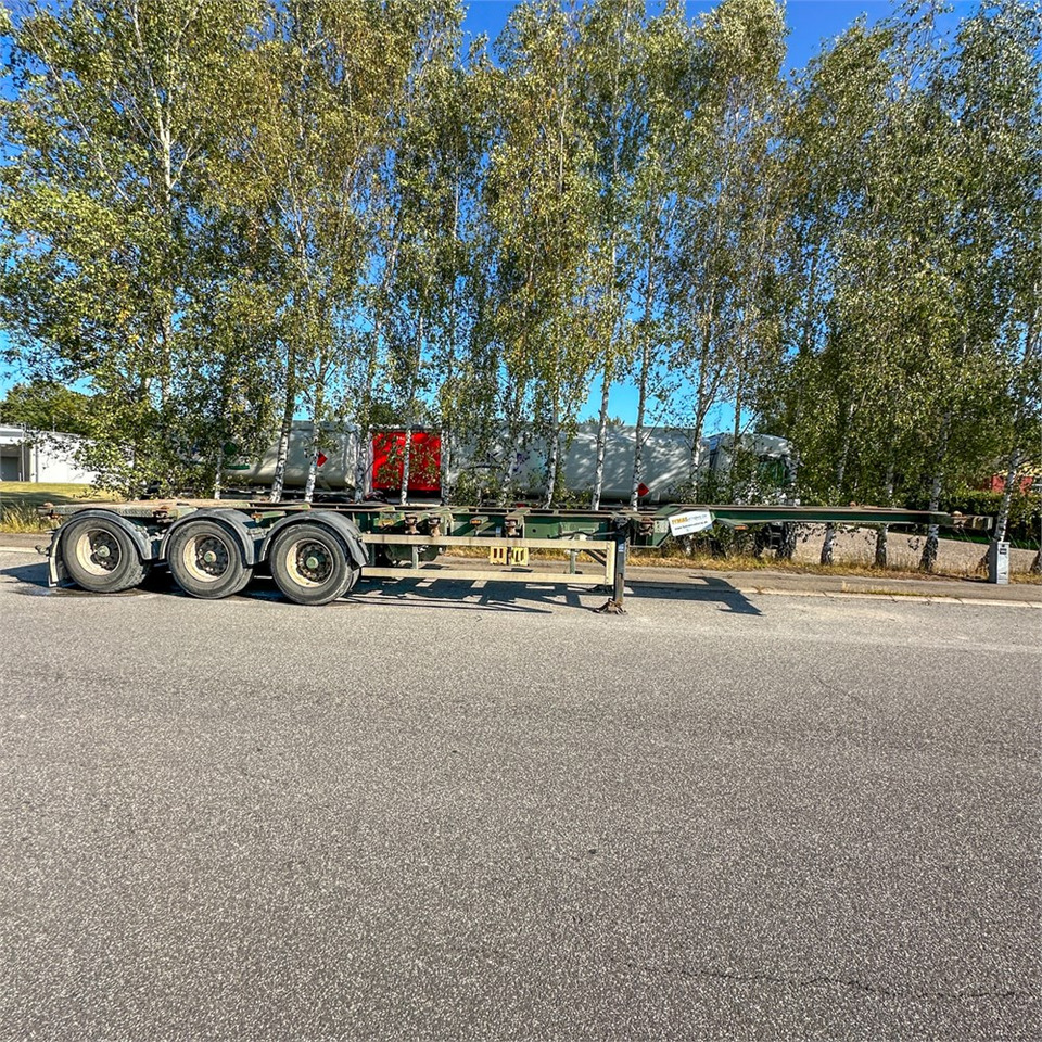 HFR 40 fods container trailer. - Pótkocsi cserefelépítményes: 3 kép. HFR 40 fods container trailer. - Pótkocsi cserefelépítményes: 3 kép.