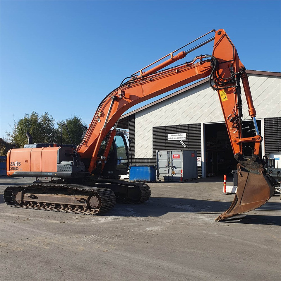 Hitachi Hitachi ZX250 LC-5B lízing Hitachi Hitachi ZX250 LC-5B: 10 kép.