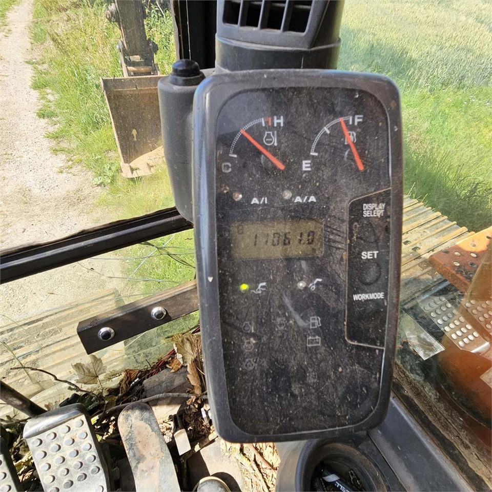 Lánctalpas kotró Hitachi ZX130 LCN Zaxis: 11 kép.